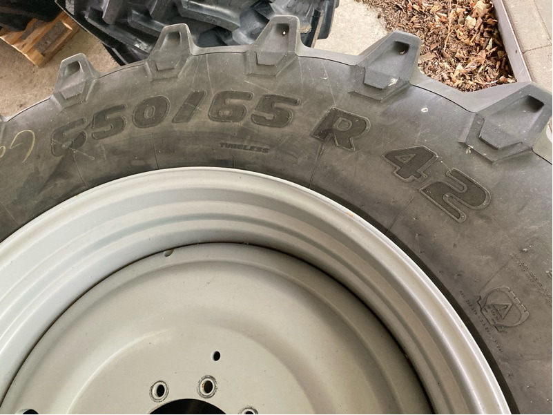 Massey Ferguson 650/65R42 Trelleborg - Rehv: pilt 3 Massey Ferguson 650/65R42 Trelleborg - Rehv: pilt 3