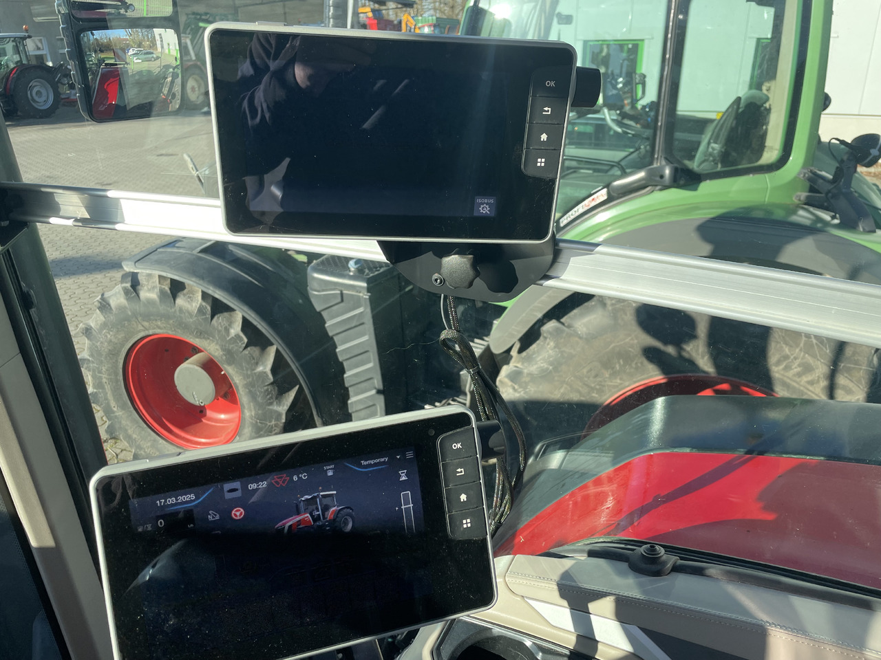 Massey Ferguson 8S.265 Dyna-VT EXCLUSIVE - Traktor: pilt 5 Massey Ferguson 8S.265 Dyna-VT EXCLUSIVE - Traktor: pilt 5