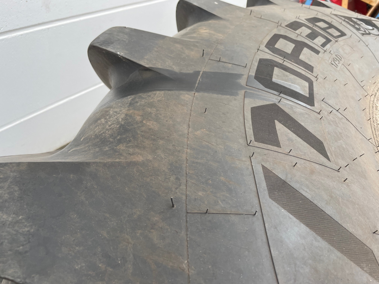 Michelin Räder 2x800 2x650 - Rehvid ja veljed: pilt 4 Michelin Räder 2x800 2x650 - Rehvid ja veljed: pilt 4