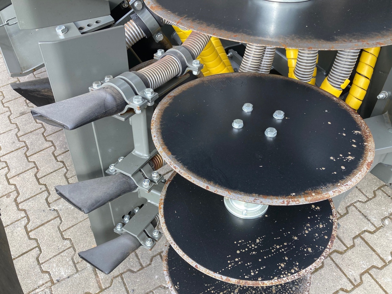 Pel-Tuote Gülle Schlitzgerät 8m - Pritsija: pilt 5 Pel-Tuote Gülle Schlitzgerät 8m - Pritsija: pilt 5