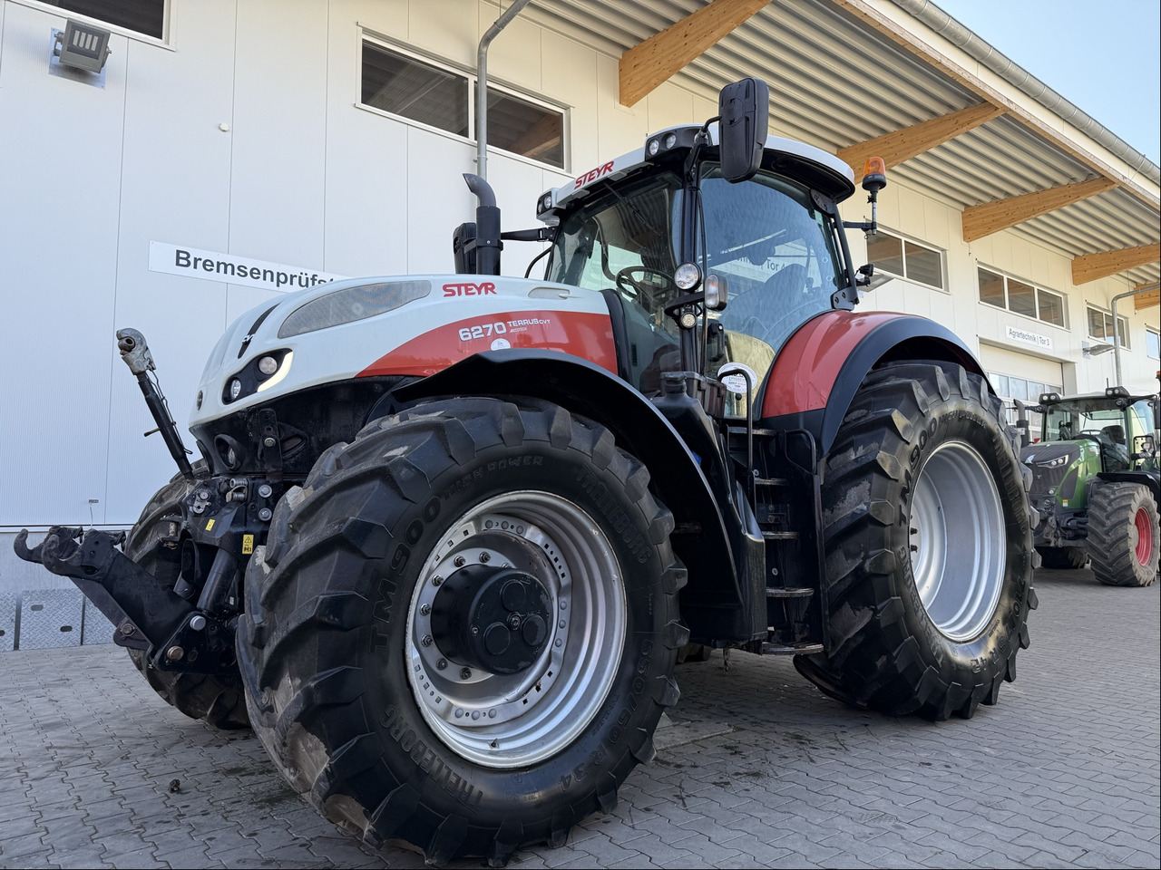 Steyr 6270 Terrus CVT - Traktor: pilt 1 Steyr 6270 Terrus CVT - Traktor: pilt 1