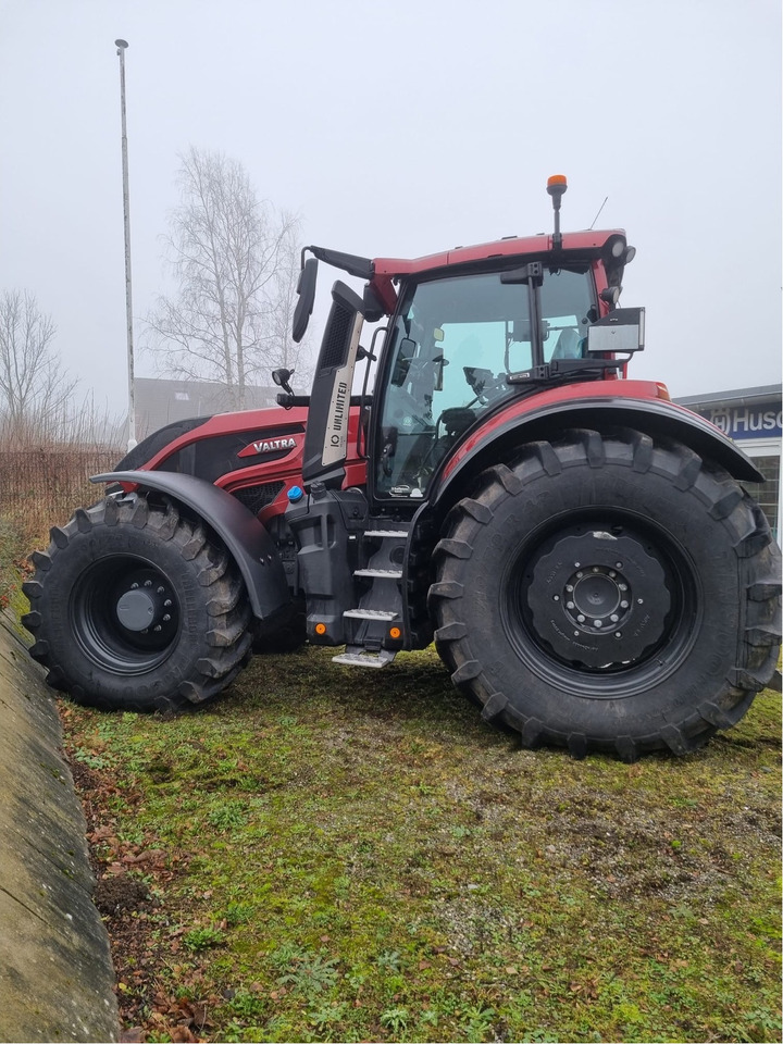 Valtra Q 265 - Traktor: pilt 5 Valtra Q 265 - Traktor: pilt 5