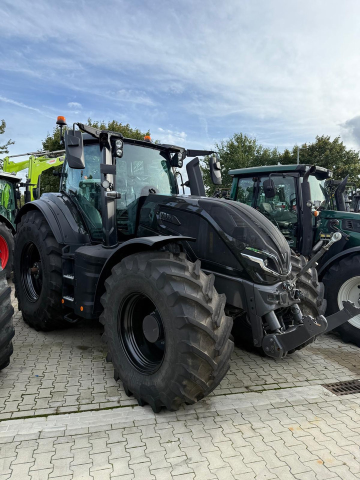 Valtra Q 285 Rückfahrienrichtung - Traktor: pilt 4 Valtra Q 285 Rückfahrienrichtung - Traktor: pilt 4