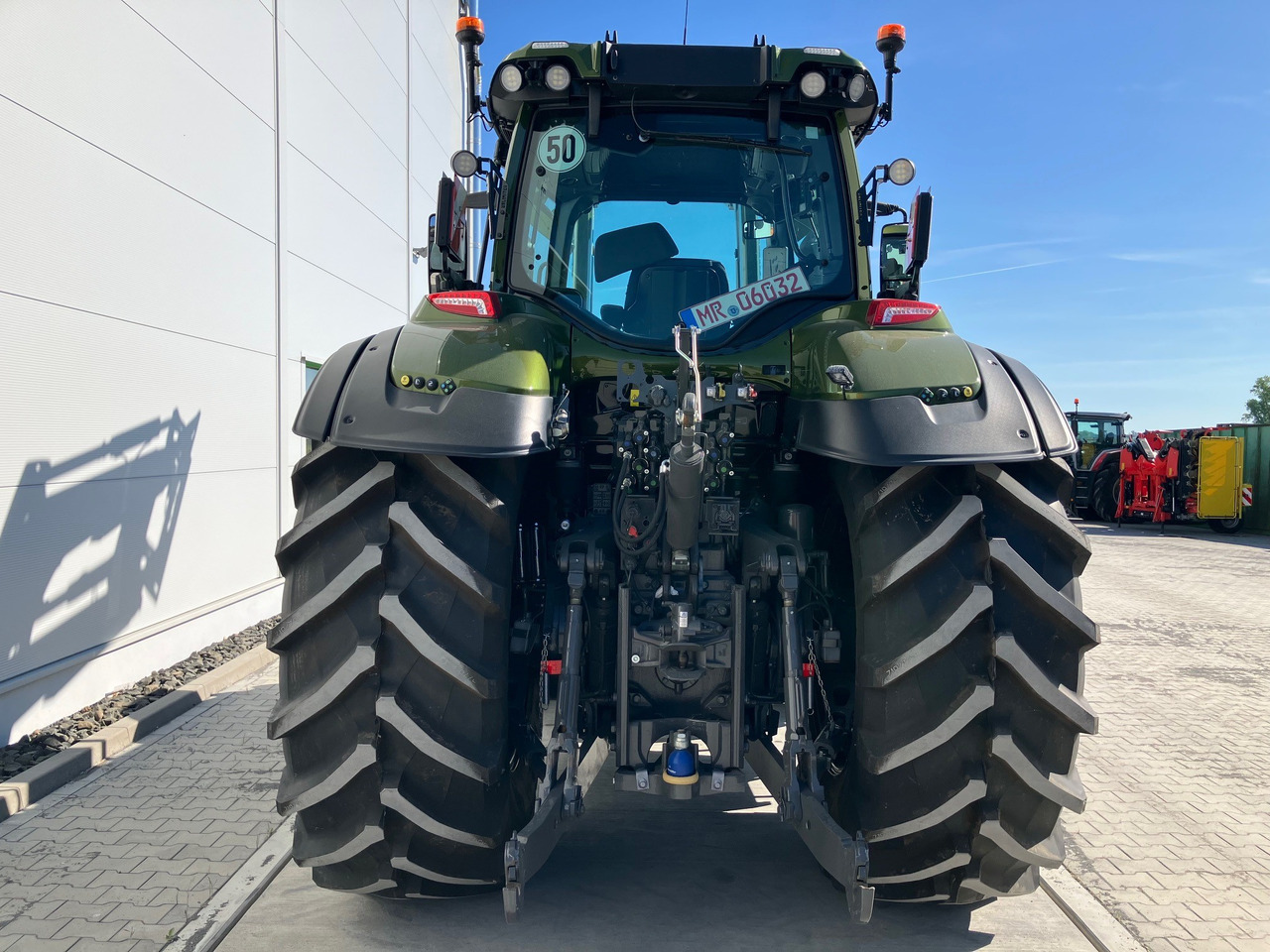 Valtra Q285 - Traktor: pilt 3 Valtra Q285 - Traktor: pilt 3