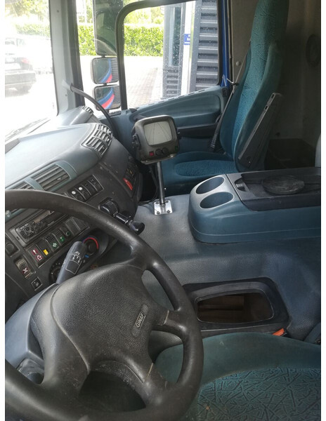 DAF CF65 CF75 CF85 Euro 3 - Kabiin ja interjöör - Veoauto: pilt 5 DAF CF65 CF75 CF85 Euro 3 - Kabiin ja interjöör - Veoauto: pilt 5