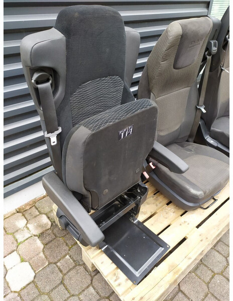 DAF XF 105 CF 85 - Iste - Veoauto: pilt 4 DAF XF 105 CF 85 - Iste - Veoauto: pilt 4