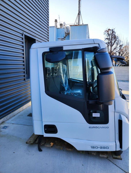 Uus Kabiin ja interjöör - Veoauto Iveco Eurocargo E6: pilt 11
