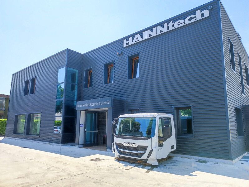 Iveco STRALIS HI STREET - TRAKKER Euro 6 - Kabiin ja interjöör - Veoauto: pilt 1 Iveco STRALIS HI STREET - TRAKKER Euro 6 - Kabiin ja interjöör - Veoauto: pilt 1