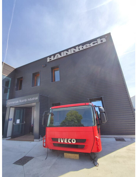 Iveco Stralis AD, Trakker DAY CAB - Kabiin ja interjöör - Veoauto: pilt 1 Iveco Stralis AD, Trakker DAY CAB - Kabiin ja interjöör - Veoauto: pilt 1