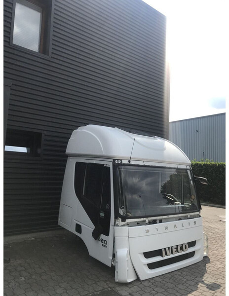 Iveco Stralis AT - Kabiin ja interjöör - Veoauto: pilt 2 Iveco Stralis AT - Kabiin ja interjöör - Veoauto: pilt 2