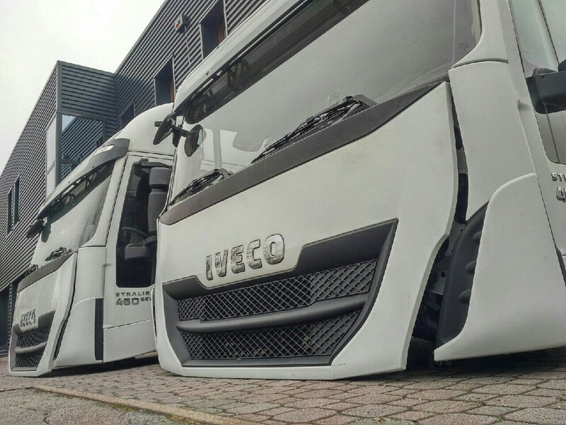 Iveco Stralis HI-WAY Euro 6 - Kabiin ja interjöör - Veoauto: pilt 4 Iveco Stralis HI-WAY Euro 6 - Kabiin ja interjöör - Veoauto: pilt 4