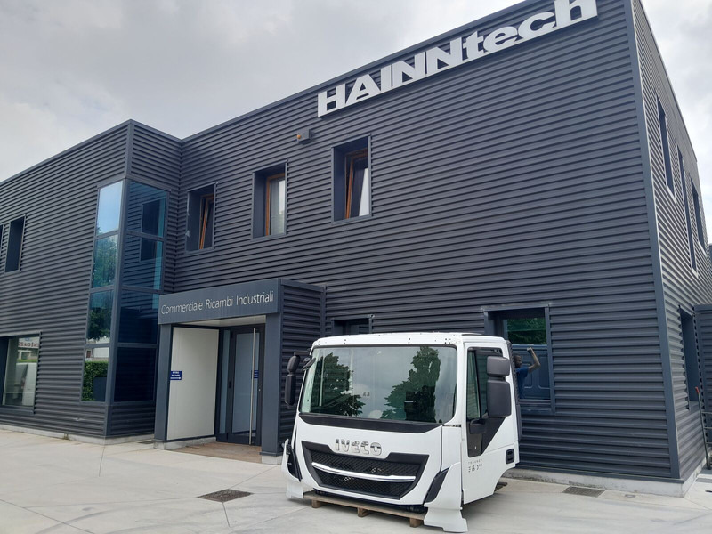 Iveco Trakker E6 - Kabiin ja interjöör - Veoauto: pilt 2 Iveco Trakker E6 - Kabiin ja interjöör - Veoauto: pilt 2