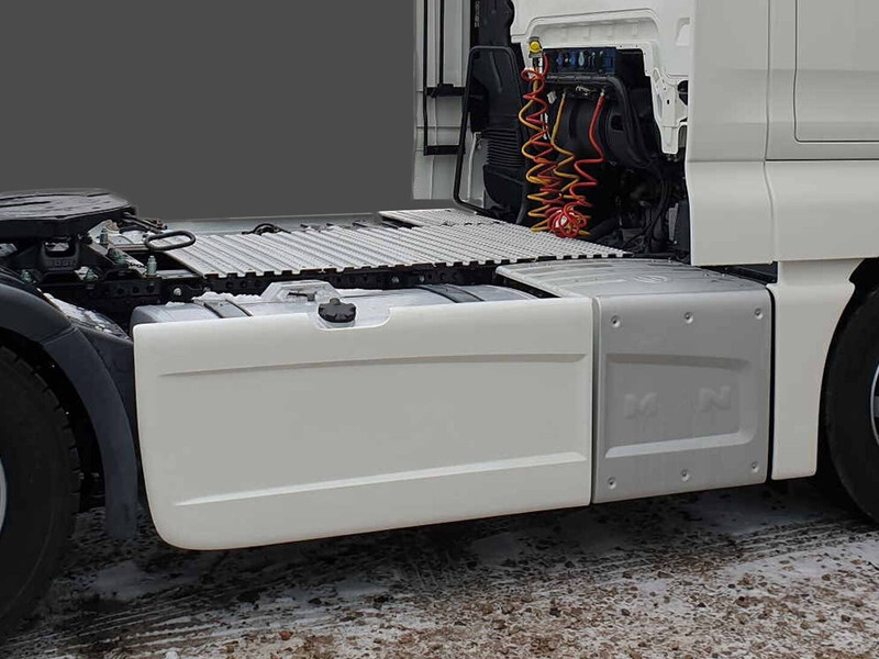MAN TGX TGS EURO 6 Sideskirts / fairings - Aerodünaamika/ Spoiler - Veoauto: pilt 2 MAN TGX TGS EURO 6 Sideskirts / fairings - Aerodünaamika/ Spoiler - Veoauto: pilt 2