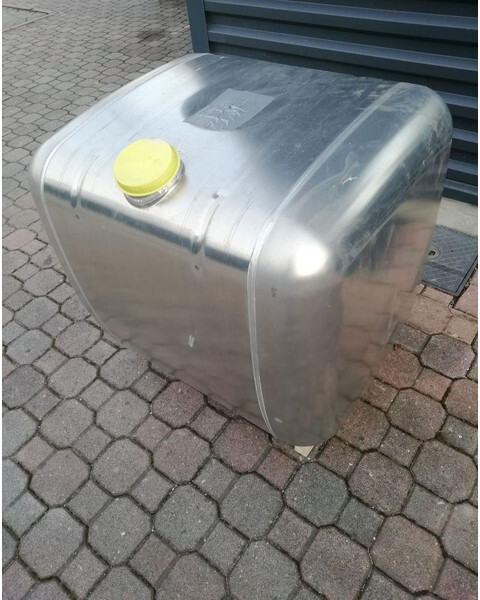 Mercedes-Benz 290 L - Kütusepaak - Veoauto: pilt 2 Mercedes-Benz 290 L - Kütusepaak - Veoauto: pilt 2