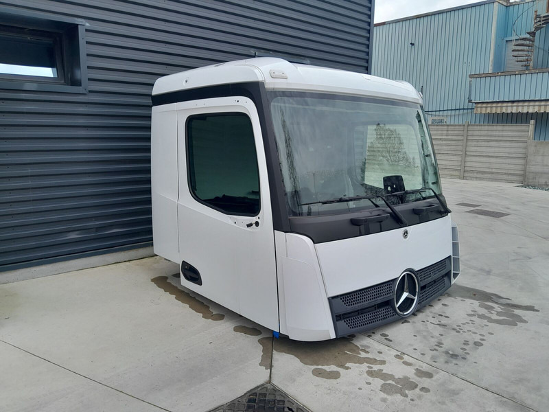 Mercedes-Benz AROCS ANTOS E6 - MP4 - Kabiin ja interjöör - Veoauto: pilt 4 Mercedes-Benz AROCS ANTOS E6 - MP4 - Kabiin ja interjöör - Veoauto: pilt 4