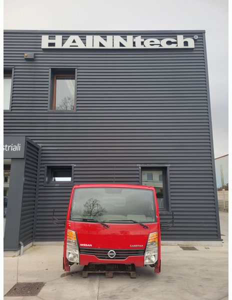 Nissan Cabstar - Kabiin ja interjöör - Veoauto: pilt 1 Nissan Cabstar - Kabiin ja interjöör - Veoauto: pilt 1