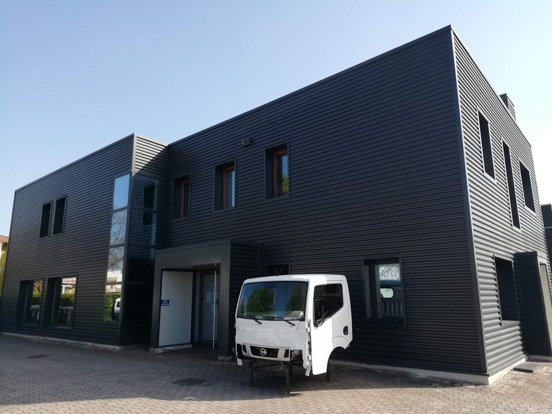 Nissan NT400 - Kabiin ja interjöör - Veoauto: pilt 1 Nissan NT400 - Kabiin ja interjöör - Veoauto: pilt 1