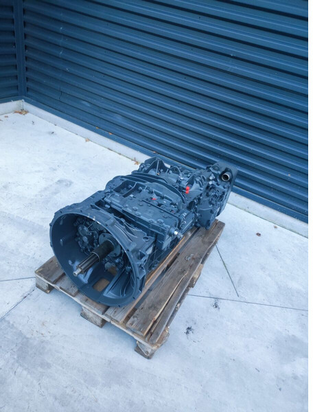 Renault 12S 2333 2830 2831 2833 TD - Käigukast - Veoauto: pilt 1 Renault 12S 2333 2830 2831 2833 TD - Käigukast - Veoauto: pilt 1
