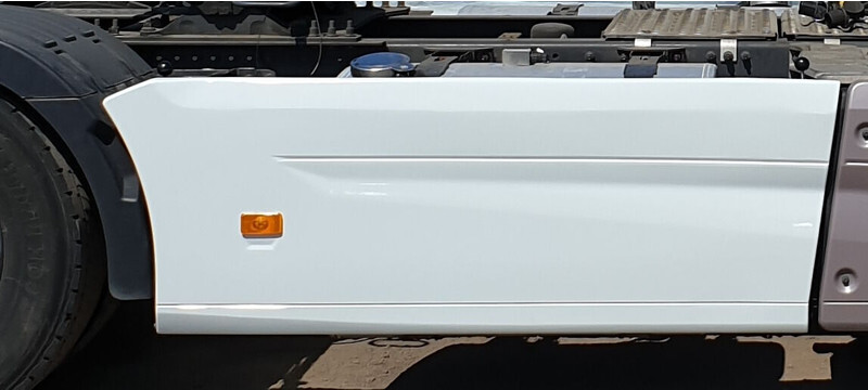 Renault T - T High SIDESKIRT EURO 6 - Aerodünaamika/ Spoiler - Veoauto: pilt 2 Renault T - T High SIDESKIRT EURO 6 - Aerodünaamika/ Spoiler - Veoauto: pilt 2