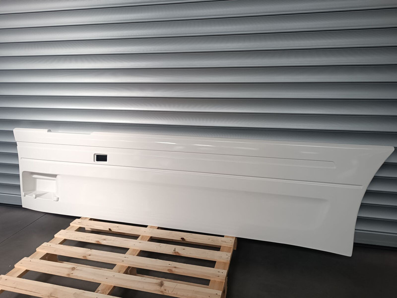 Scania - Aerodünaamika/ Spoiler - Veoauto: pilt 1 Scania - Aerodünaamika/ Spoiler - Veoauto: pilt 1