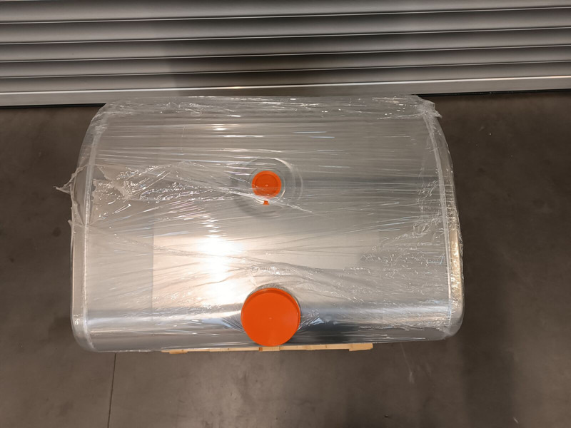 Volvo 400 L. - Kütusepaak - Veoauto: pilt 4 Volvo 400 L. - Kütusepaak - Veoauto: pilt 4