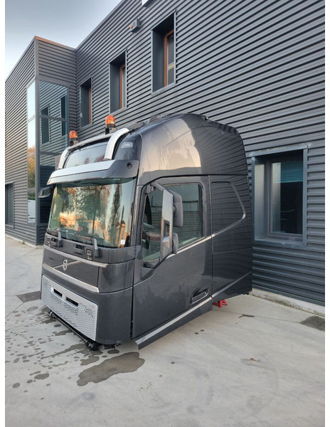 Volvo FH Globetrotter XL - Kabiin ja interjöör - Veoauto: pilt 5 Volvo FH Globetrotter XL - Kabiin ja interjöör - Veoauto: pilt 5