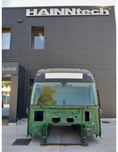 Volvo FH4 - Kabiin ja interjöör - Veoauto: pilt 1 Volvo FH4 - Kabiin ja interjöör - Veoauto: pilt 1