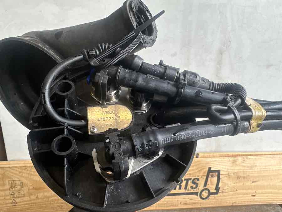 IVECO AMATUR ADBLUE 41272285 - Kütusesüsteem - Veoauto: pilt 2 IVECO AMATUR ADBLUE 41272285 - Kütusesüsteem - Veoauto: pilt 2