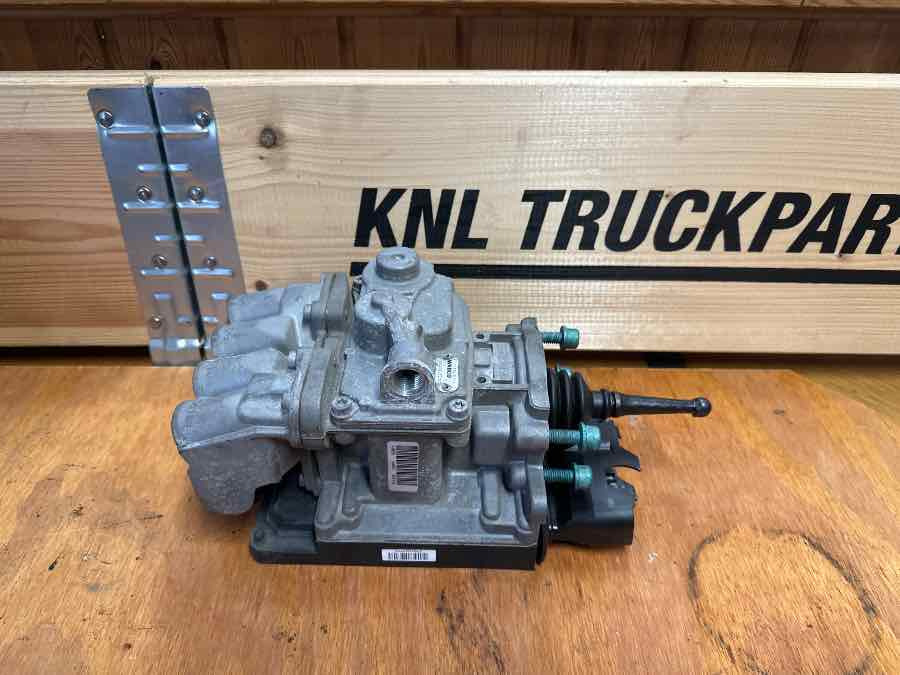 MAN FOOT BREAKE VALVE 81.52130-6311 - Piduriklapp - Veoauto: pilt 1 MAN FOOT BREAKE VALVE 81.52130-6311 - Piduriklapp - Veoauto: pilt 1