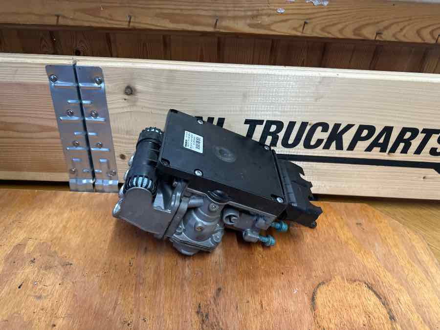 MAN FOOT BREAKE VALVE 81.52130-6311 - Piduriklapp - Veoauto: pilt 2 MAN FOOT BREAKE VALVE 81.52130-6311 - Piduriklapp - Veoauto: pilt 2