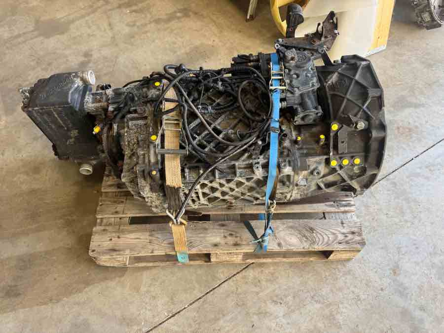 MAN GEARBOX 16S2221 TD RETRADER // 81.32004-6017 - Käigukast - Veoauto: pilt 1 MAN GEARBOX 16S2221 TD RETRADER // 81.32004-6017 - Käigukast - Veoauto: pilt 1