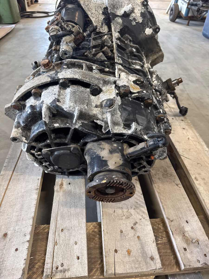 MAN GEARBOX 6S800 TO // 81.32004-6180 - Käigukast - Veoauto: pilt 3 MAN GEARBOX 6S800 TO // 81.32004-6180 - Käigukast - Veoauto: pilt 3