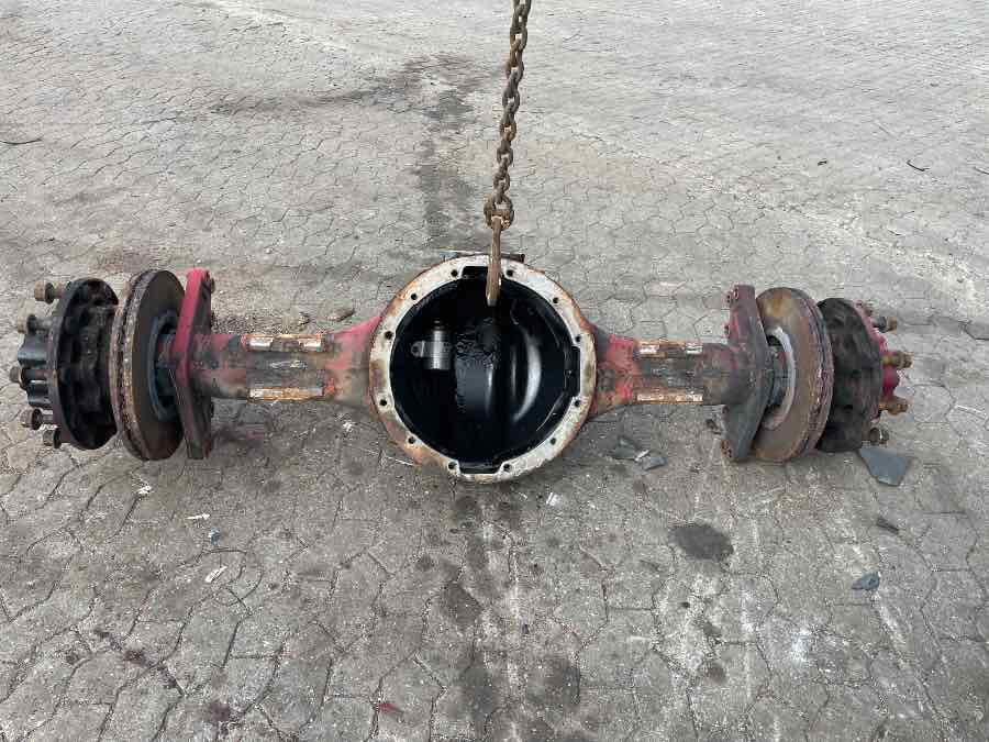 MAN REAR AXLE HY-1350-09 // 81.35401-5800 - Telg ja varuosad - Veoauto: pilt 1 MAN REAR AXLE HY-1350-09 // 81.35401-5800 - Telg ja varuosad - Veoauto: pilt 1