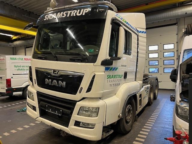 MAN TGS CABINE F99/L34 : 81.60000-7911 - Kabiin - Veoauto: pilt 2 MAN TGS CABINE F99/L34 : 81.60000-7911 - Kabiin - Veoauto: pilt 2