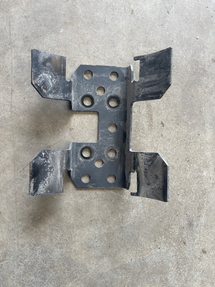 MERCEDES BRACKET A9604326540 - Raam/ Konstruktsioon - Veoauto: pilt 1 MERCEDES BRACKET A9604326540 - Raam/ Konstruktsioon - Veoauto: pilt 1