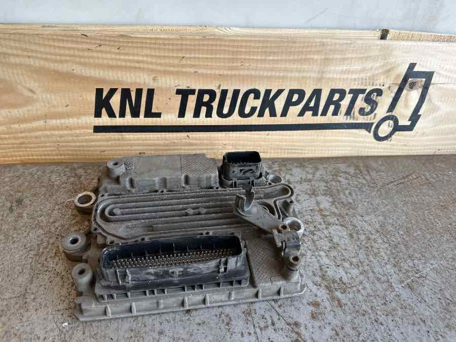 MERCEDES ECU A0004466454 - Elektrisüsteem - Veoauto: pilt 1 MERCEDES ECU A0004466454 - Elektrisüsteem - Veoauto: pilt 1