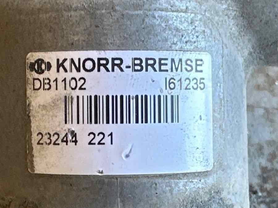 EKERI KNORR-BREMSE VALVE DB1102 I61235 - Muu seadmestik: pilt 3 EKERI KNORR-BREMSE VALVE DB1102 I61235 - Muu seadmestik: pilt 3