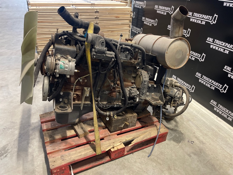 NEW HOLLAND 667TA EEE MOTOR F4HE - Mootor - Veoauto: pilt 3 NEW HOLLAND 667TA EEE MOTOR F4HE - Mootor - Veoauto: pilt 3