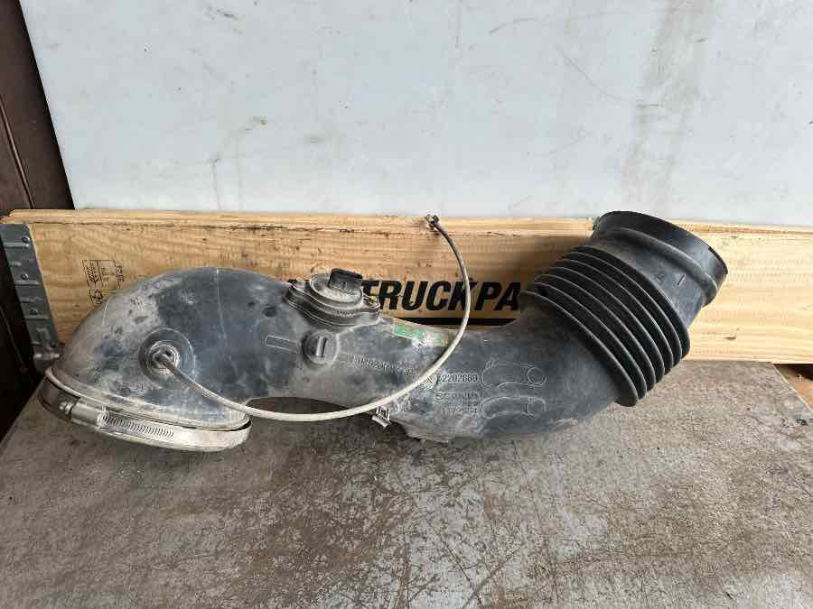 SCANIA AIR INTAKE 2202880 - Õhutoru - Veoauto: pilt 1 SCANIA AIR INTAKE 2202880 - Õhutoru - Veoauto: pilt 1