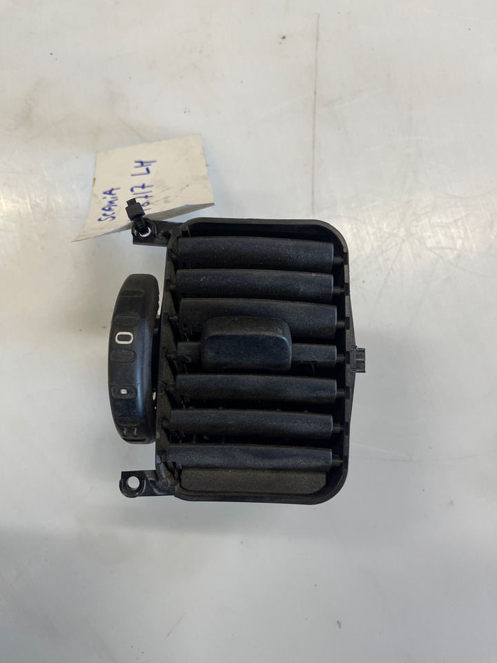 SCANIA AIR PANEL 1440717 - Kabiin ja interjöör - Veoauto: pilt 2 SCANIA AIR PANEL 1440717 - Kabiin ja interjöör - Veoauto: pilt 2