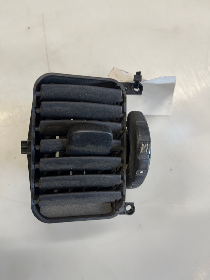 SCANIA AIR PANEL 1440718 - Kabiin ja interjöör - Veoauto: pilt 2 SCANIA AIR PANEL 1440718 - Kabiin ja interjöör - Veoauto: pilt 2