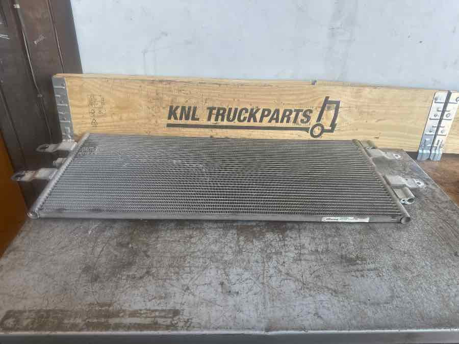 SCANIA CONDENSER 1921284 - Jahutussüsteem - Veoauto: pilt 1 SCANIA CONDENSER 1921284 - Jahutussüsteem - Veoauto: pilt 1