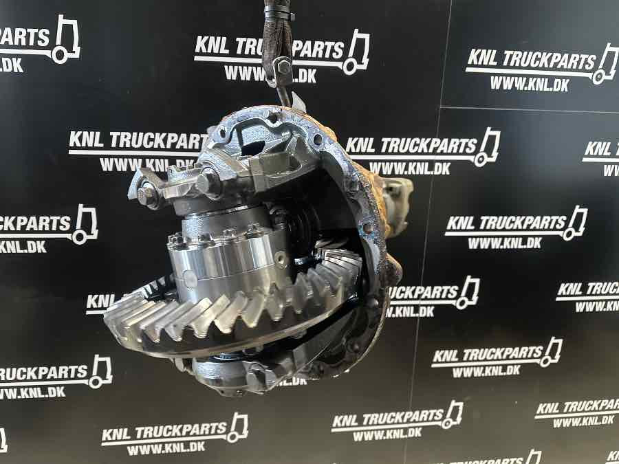 SCANIA DIFF R660 - 3.42 // 1374301 - Diferentsiaalvarustus - Veoauto: pilt 1 SCANIA DIFF R660 - 3.42 // 1374301 - Diferentsiaalvarustus - Veoauto: pilt 1