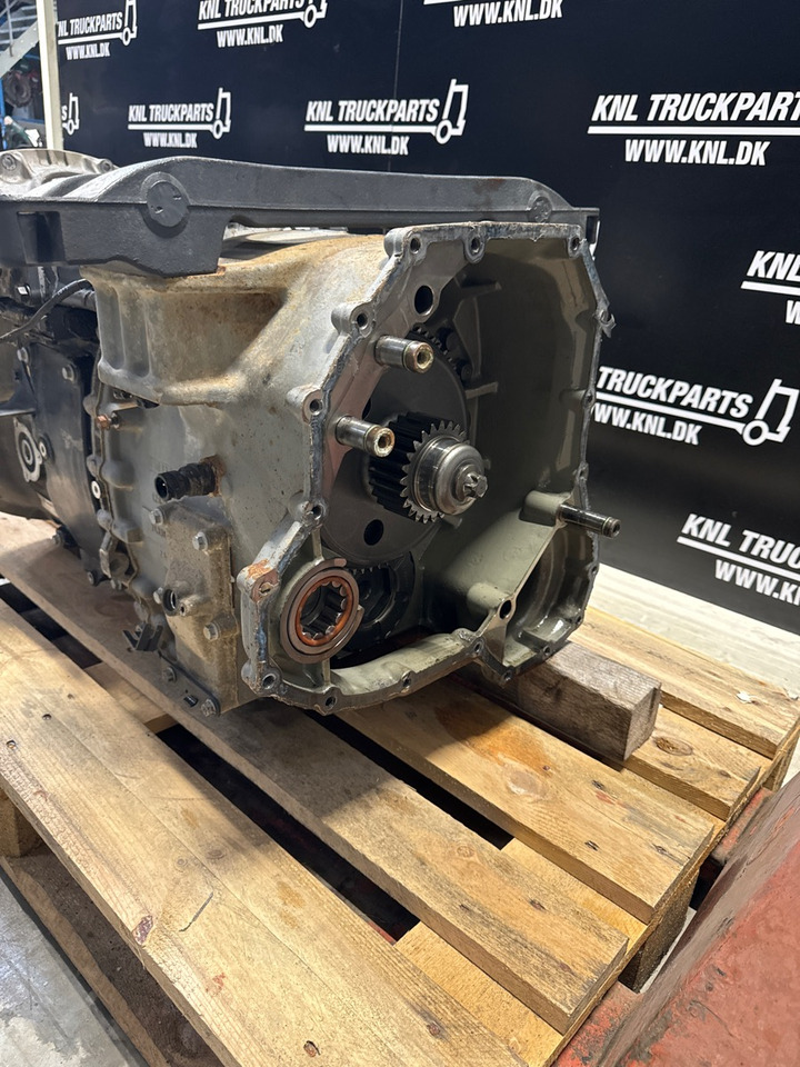 SCANIA GEARBOX GRS905 TMS2 // 2475808 - Käigukast - Veoauto: pilt 2 SCANIA GEARBOX GRS905 TMS2 // 2475808 - Käigukast - Veoauto: pilt 2