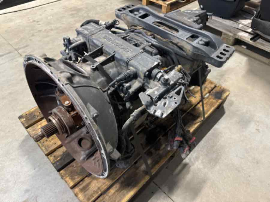 SCANIA GEARBOX GRSO925 MANUEL // 2866754 - Käigukast - Veoauto: pilt 3 SCANIA GEARBOX GRSO925 MANUEL // 2866754 - Käigukast - Veoauto: pilt 3