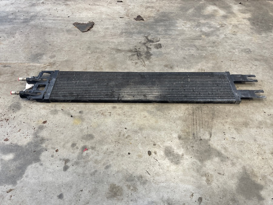 SCANIA OIL COOLER 2635996 - Jahutussüsteem - Veoauto: pilt 1 SCANIA OIL COOLER 2635996 - Jahutussüsteem - Veoauto: pilt 1