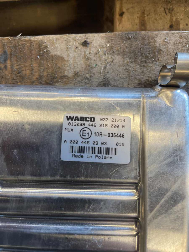 SETRA / MERCEDES ECU ECTS A0004460903 - Mootori juhtimisseade - Buss: pilt 2 SETRA / MERCEDES ECU ECTS A0004460903 - Mootori juhtimisseade - Buss: pilt 2