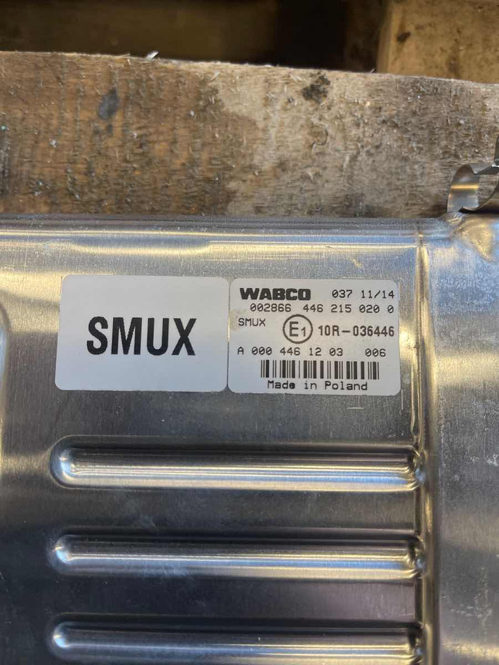 SETRA / MERCEDES ECU SMUX A0004461203 - Mootori juhtimisseade - Buss: pilt 2 SETRA / MERCEDES ECU SMUX A0004461203 - Mootori juhtimisseade - Buss: pilt 2