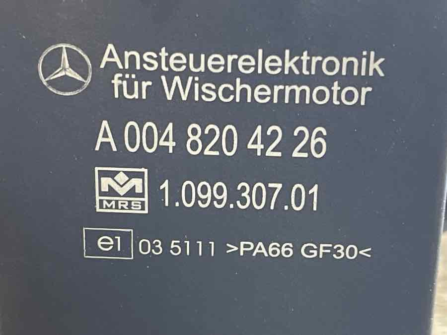SETRA / MERCEDES ECU WIPER MOTOR A0048204226 - Mootori juhtimisseade - Buss: pilt 2 SETRA / MERCEDES ECU WIPER MOTOR A0048204226 - Mootori juhtimisseade - Buss: pilt 2