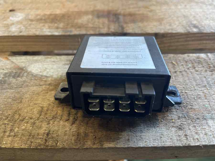 SETRA / MERCEDES LIGHT ECU A0068203726 - Mootori juhtimisseade - Buss: pilt 1 SETRA / MERCEDES LIGHT ECU A0068203726 - Mootori juhtimisseade - Buss: pilt 1